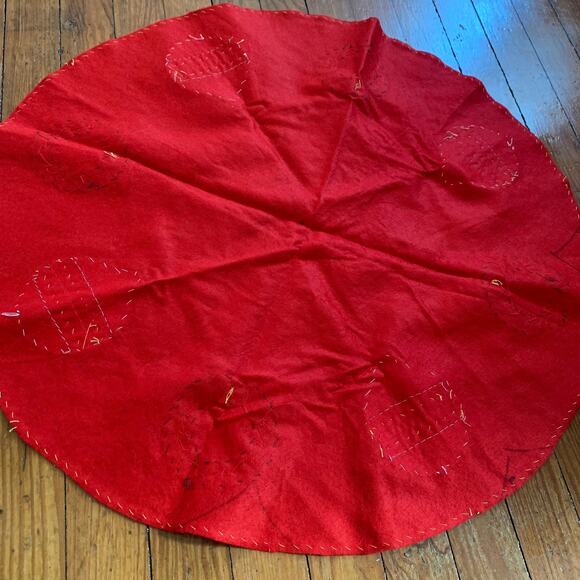 Vintage Christmas Tree Skirt Appliqué Felt Sequin Tablecloth Table Cover Small - Picture 5 of 6